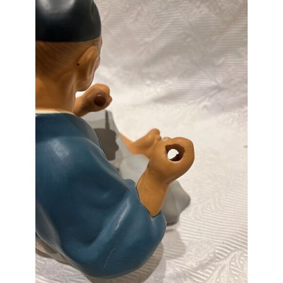 Sakohakatadoll Hakata Japan Crosslegged Man Using Chisel Traditional Dress - Picture 9 of 15